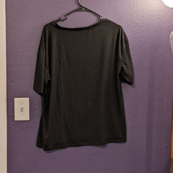 "Les Amis" Floral Embroidered Tee in Size L - Picture 12 of 16